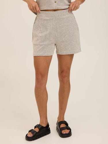 Marquita Stretch Seersucker Short Threads 4 Thought
