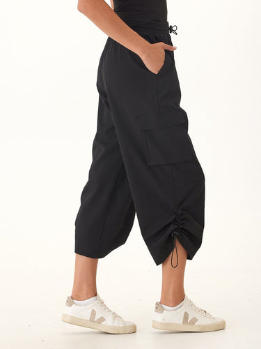 Sanya Performance 2-Way Stretch Barrel Pant Threads 4 Thought