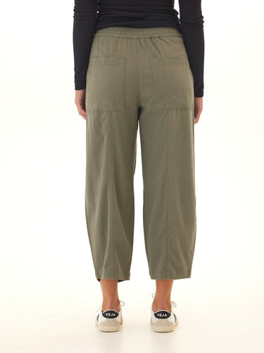 Lauren Stretch Twill Pleated Barrel Pant Threads 4 Thought