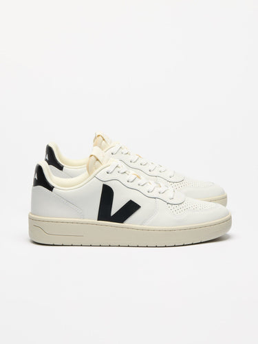 Women's V-10 VEJA Sneaker Accessories Womens Shoes VEJA