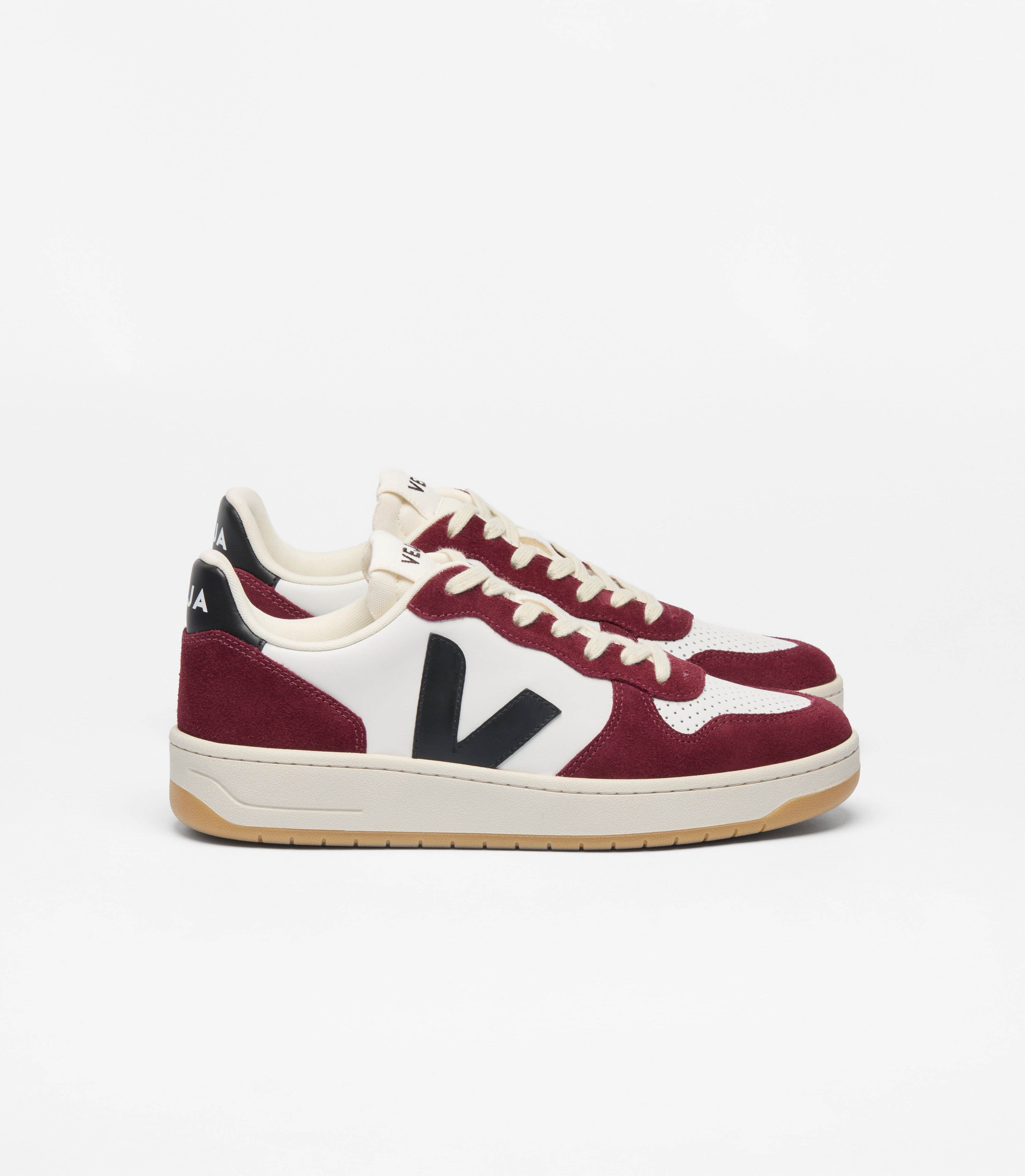 VEJA Men's V-10 VEJA Sneaker