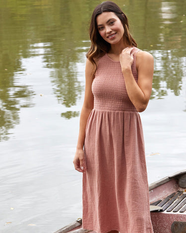 Threads 4 Thought Women's Adrienne Gauze Smocked Midi Dress XL in Dune, Size XL Threads 4 Thought Women's Adrienne Gauze Smocked Midi Dress XL in Dune, Size XL
