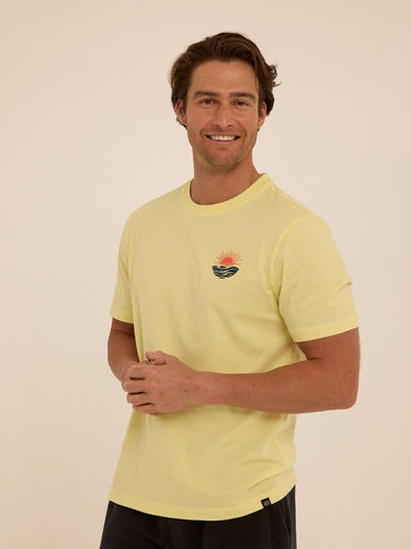 Soft Wash Graphic Tee Mens Tops Tshirt Short Threads 4 Thought 