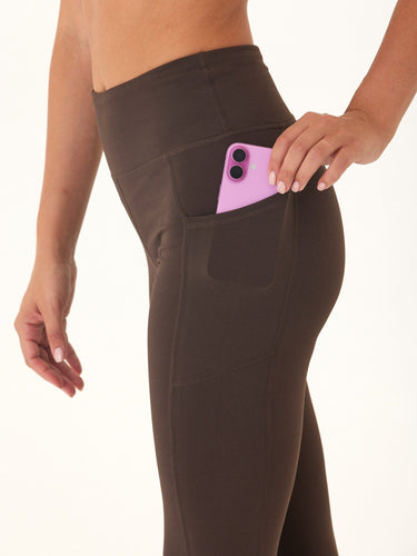 Monica Pocket High Rise 7/8 Legging 24" Womens Bottoms Leggings Threads 4 Thought