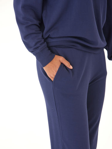 Connie Feather Fleece Jogger 27" Threads 4 Thought