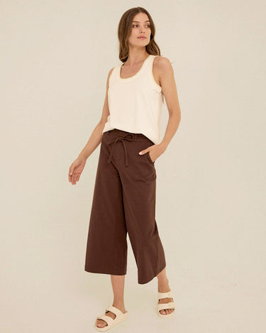 Bemmie Stretch Twill Relaxed Capri Pant Womens Bottoms Pants Threads 4 Thought 