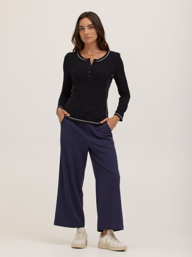 Alida Feather Rib Contrast 3/4-Sleeve Henley Womens Tops Long Shirt Threads 4 Thought 