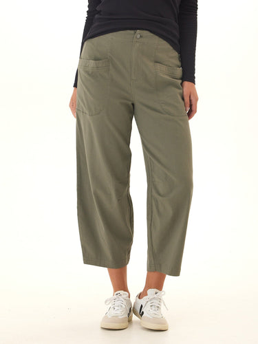 Lauren Stretch Twill Pleated Barrel Pant Threads 4 Thought