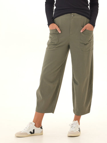 Lauren Stretch Twill Pleated Barrel Pant Threads 4 Thought