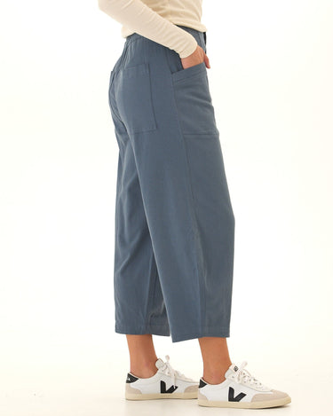 Lauren Stretch Twill Pleated Barrel Pant Threads 4 Thought 