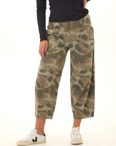 Lauren Cloud Camo Stretch Twill Pleated Barrel Pant Threads 4 Thought 