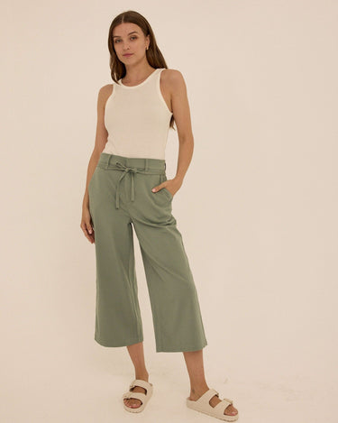 Bemmie Stretch Twill Relaxed Capri Pant Womens Bottoms Pants Threads 4 Thought 