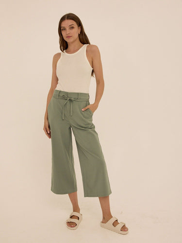 Bemmie Stretch Twill Relaxed Capri Pant Womens Bottoms Pants Threads 4 Thought 