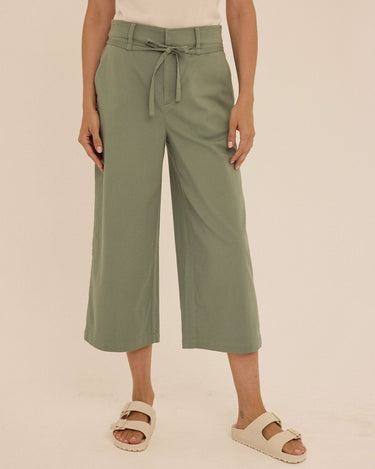 Bemmie Stretch Twill Relaxed Capri Pant Womens Bottoms Pants Threads 4 Thought 